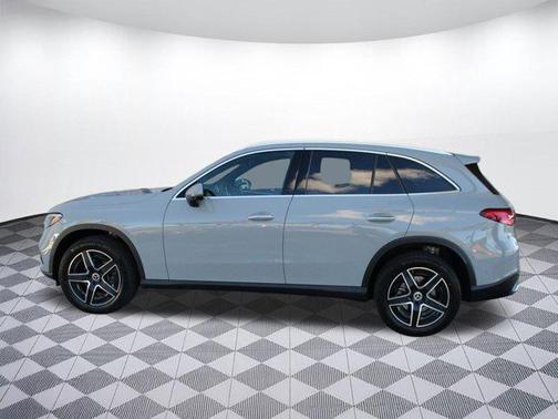 2026 Mercedes-Benz GLC 300 4MATIC