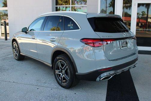 2026 Mercedes-Benz GLC 300 4MATIC