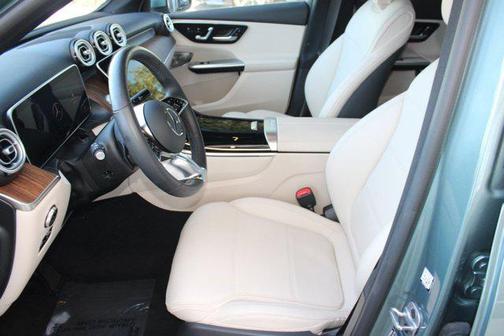 2025 Mercedes-Benz GLC 300 Base