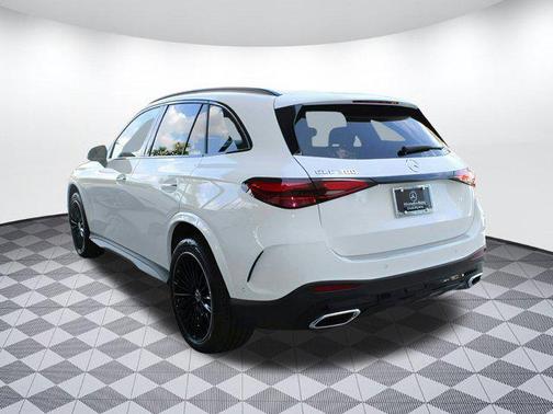 2025 Mercedes-Benz GLC 300 Base