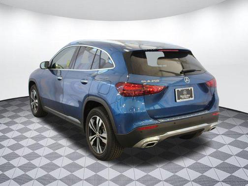 2025 Mercedes-Benz GLA 250 Base