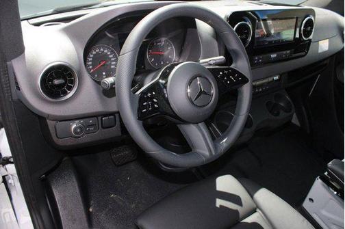 2026 Mercedes-Benz Sprinter 2500 Standard Roof
