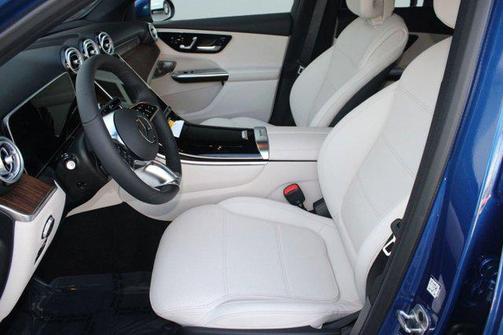 2026 Mercedes-Benz GLC 300 Base