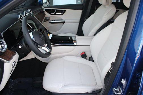 2026 Mercedes-Benz GLC 300 Base