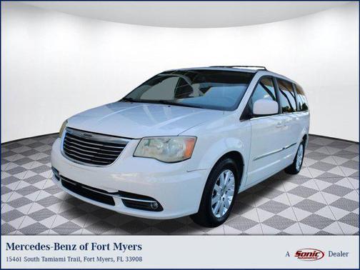 2013 Chrysler Town & Country Touring