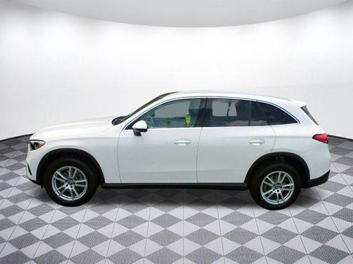 2025 Mercedes-Benz GLC 300 Base