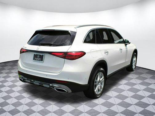 2025 Mercedes-Benz GLC 300 Base