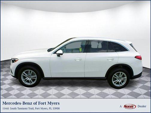 2025 Mercedes-Benz GLC 300 Base