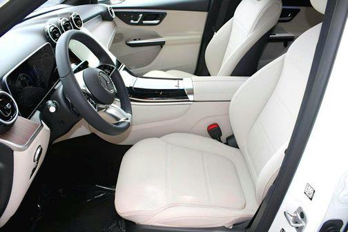 2025 Mercedes-Benz GLC 300 Base