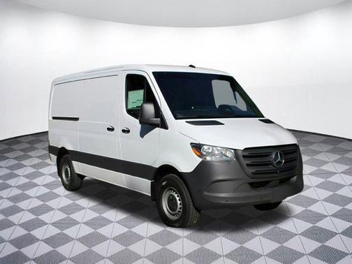 2025 Mercedes-Benz Sprinter 2500 Standard Roof
