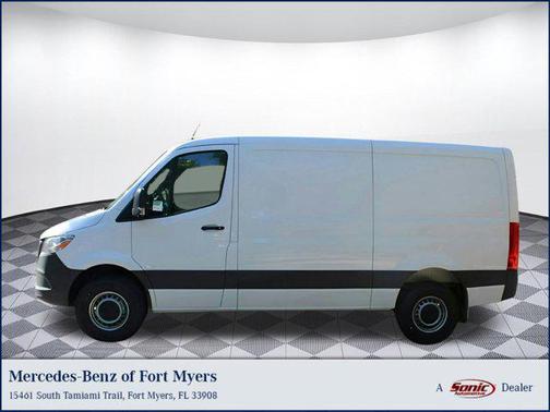 2025 Mercedes-Benz Sprinter 2500 Standard Roof