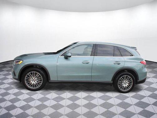 2026 Mercedes-Benz GLC 300 4MATIC