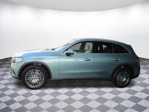 2026 Mercedes-Benz GLC 300 4MATIC