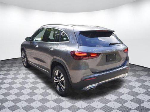 2025 Mercedes-Benz GLA 250 Base