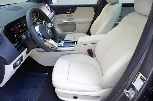 2025 Mercedes-Benz GLA 250 Base