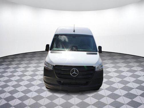 2026 Mercedes-Benz Sprinter 2500 Standard Roof