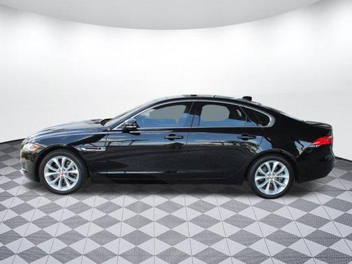 2018 Jaguar XF 25t Premium