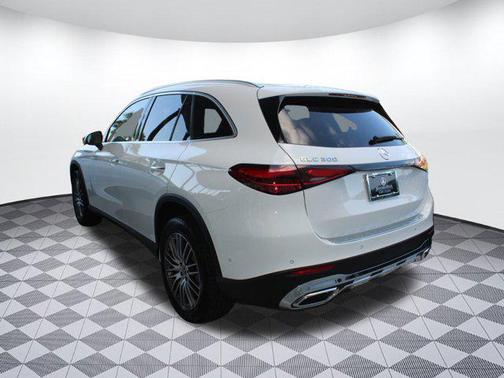 2025 Mercedes-Benz GLC 300 Base
