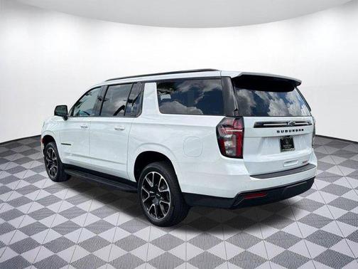 2024 Chevrolet Suburban RST