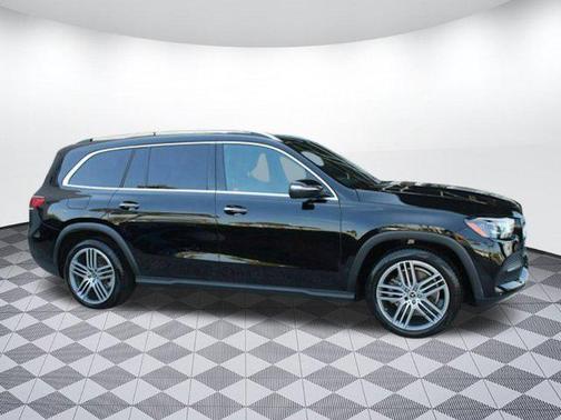 2022 Mercedes-Benz GLS 450 4MATIC