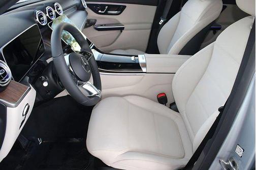 2026 Mercedes-Benz GLC 300 Base