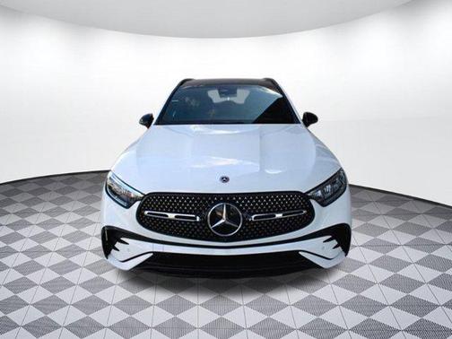 2025 Mercedes-Benz GLC 300 4MATIC