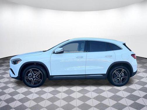 Polar White 2026 Mercedes-Benz GLA 250 4MATIC