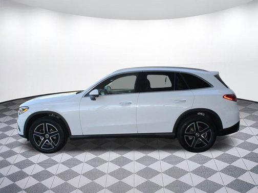 2026 Mercedes-Benz GLC 300 4MATIC