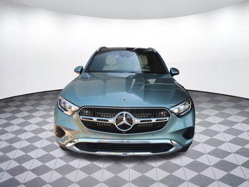 2026 Mercedes-Benz GLC 300 Base