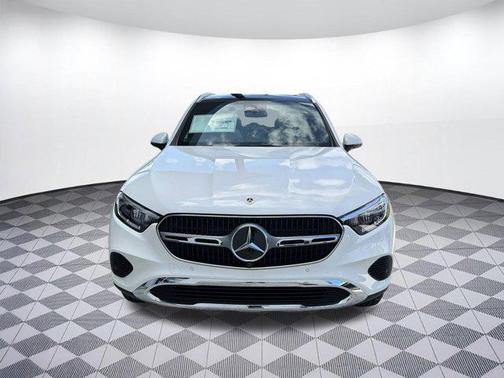 Polar White 2026 Mercedes-Benz GLC 300 Base