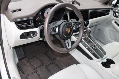 2021 Porsche Macan S