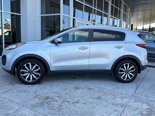 Sparkling Silver 2017 Kia Sportage EX