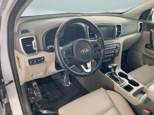 Sparkling Silver 2017 Kia Sportage EX