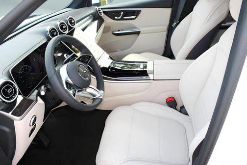 2025 Mercedes-Benz GLC 300 Base