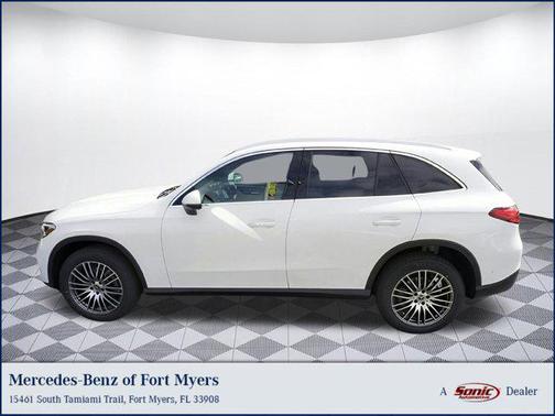 2025 Mercedes-Benz GLC 300 Base