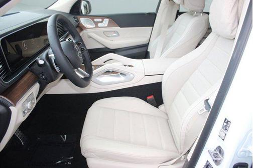 2026 Mercedes-Benz GLS 450 4MATIC
