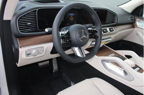 2026 Mercedes-Benz GLS 450 4MATIC
