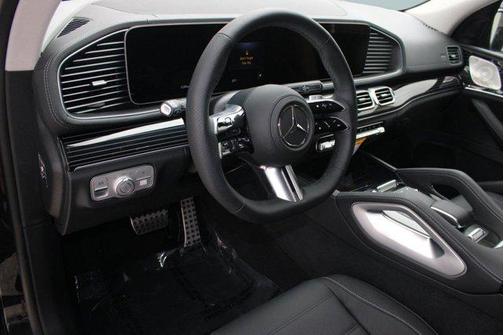 2026 Mercedes-Benz GLS 450 4MATIC