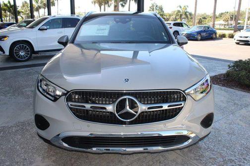 2026 Mercedes-Benz GLC 300 4MATIC