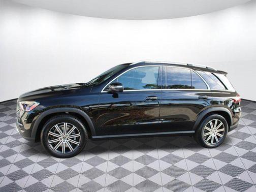 Obsidian Black Metallic 2026 Mercedes-Benz GLE 350 4MATIC