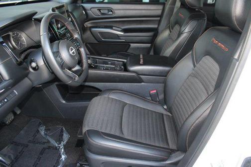 2024 Nissan Pathfinder Rock Creek 4WD