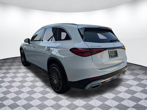 2025 Mercedes-Benz GLC 300 Base