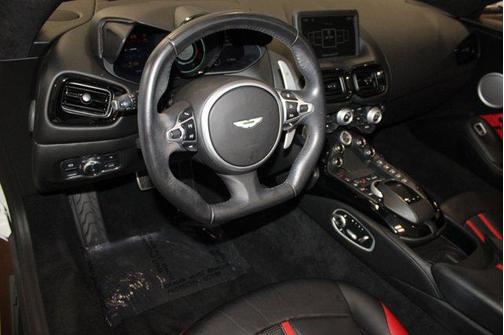 2021 Aston Martin Vantage Roadster