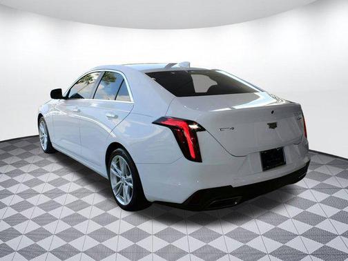 2021 Cadillac CT4 Luxury