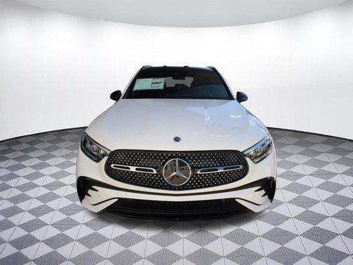 2026 Mercedes-Benz GLC 300 Base