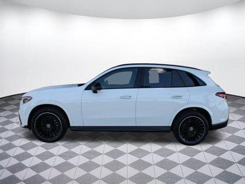 2026 Mercedes-Benz GLC 300 Base