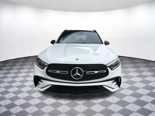 Polar White 2026 Mercedes-Benz GLC 300 4MATIC