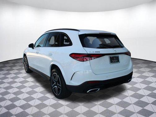 Polar White 2026 Mercedes-Benz GLC 300 4MATIC