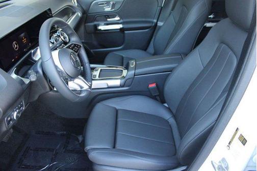 2026 Mercedes-Benz GLB 250 Base