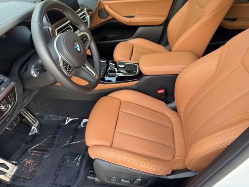 Alpine White 2024 BMW X4 M40i